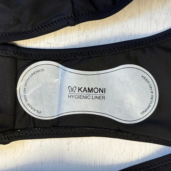 NWT Kamoni Bikini Stripe Top Black Bottom - Picture 14 of 16